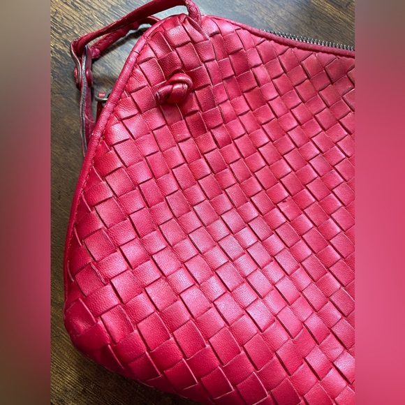 Bottega Veneta Red Intrecciato Leather Nodini Crossbody Bag - As described - Picture 2 of 16